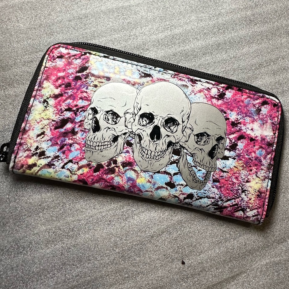 Flowers & Skulls Woman Long Wallet